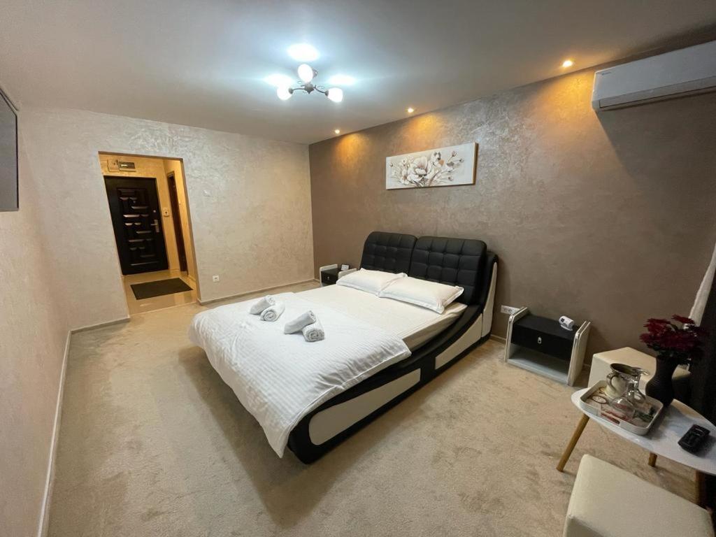Appartamento Cezara Galaţi Esterno foto